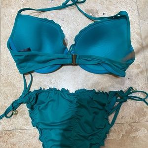 H&M bikini. Top size 36D and bottoms size 12